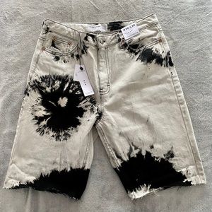 Top Shop highwaist mom style tie dye jean shorts